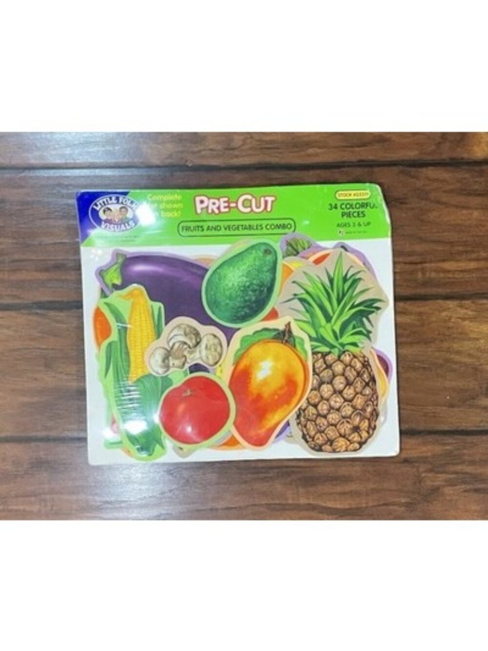 Visuals PreCut Felt Board Fruit & Veggies Set 34 Piece Preschool Homeschool Play